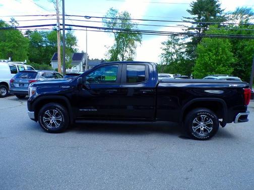 Brownstone Metallic 2021 GMC Sierra 1500