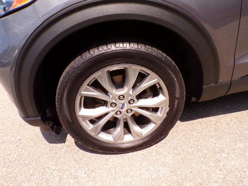 CARBONIZED GRAY METALLIC 2023 Ford Explorer XLT