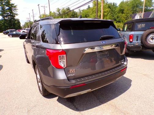 CARBONIZED GRAY METALLIC 2023 Ford Explorer XLT