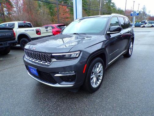 Black 2023 Jeep Grand Cherokee SUMMIT
