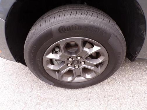 CARBONIZED GRAY METALLIC 2023 Ford Maverick XLT
