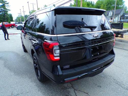 AGATE BLACK 2022 Ford Expedition LIMITED