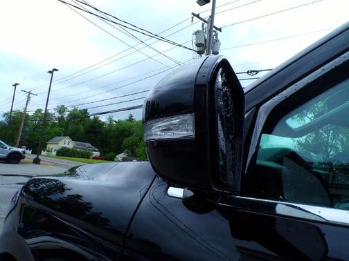 AGATE BLACK 2022 Ford Expedition LIMITED