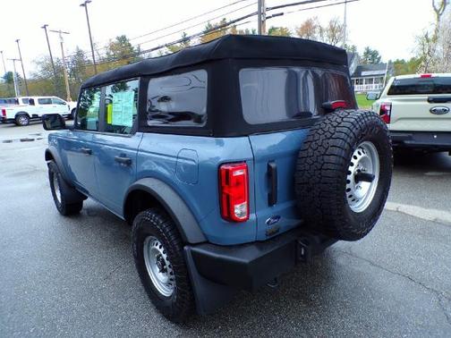 AZURE GRAY MET TRI-COAT 2023 Ford Bronco BASE