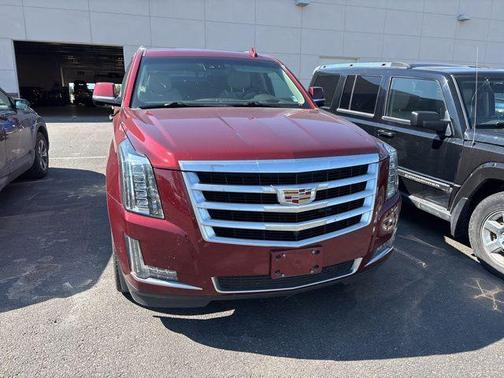 2019 Cadillac Escalade Luxury