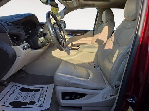 2019 Cadillac Escalade Luxury