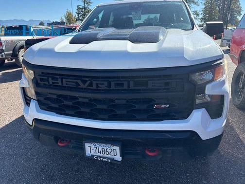 2022 Chevrolet Silverado 1500 Custom Trail Boss