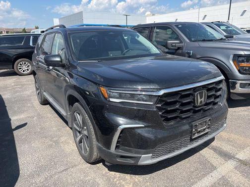 2024 Honda Pilot Touring 8-Passenger
