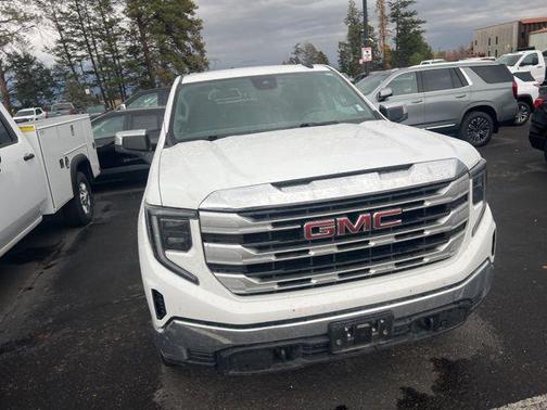 2024 GMC Sierra 1500 SLE