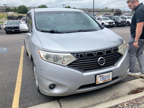 2011 Nissan Quest SV