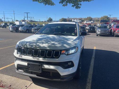 2024 Jeep Compass Latitude