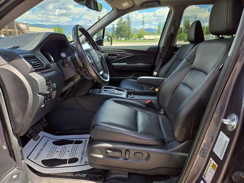 Lunar Silver Metallic 2023 Honda Ridgeline RTL-E