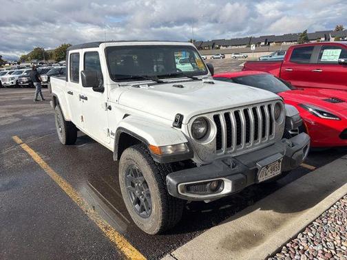 2023 Jeep Gladiator Overland