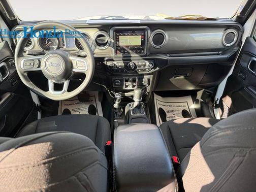 2023 Jeep Gladiator Overland