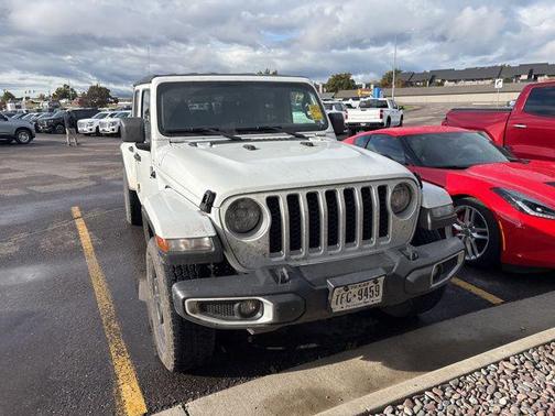 2023 Jeep Gladiator Overland