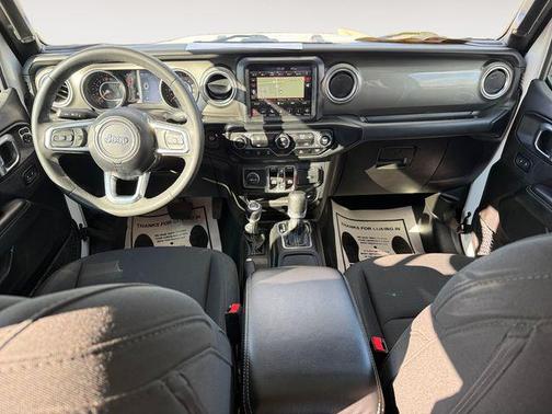 2023 Jeep Gladiator Overland