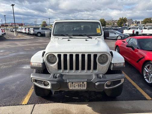 2023 Jeep Gladiator Overland