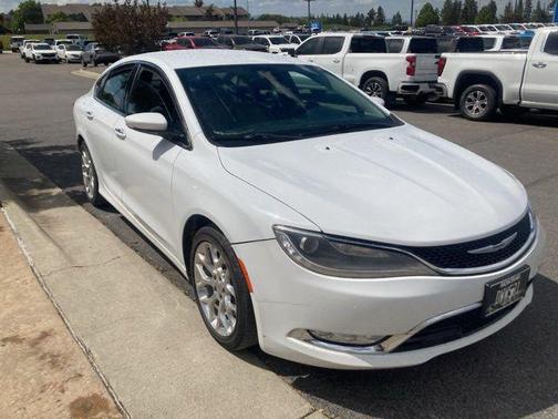 2016 Chrysler 200 C