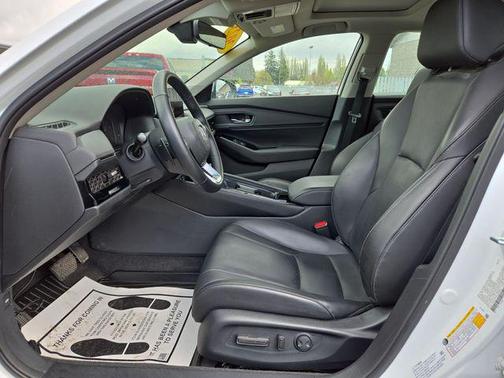 Platinum White Pearl 2023 Honda Accord Hybrid Touring