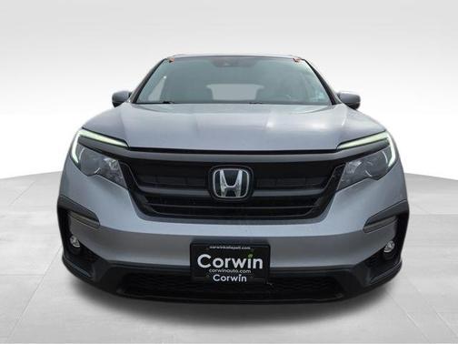 Lunar Silver Metallic 2022 Honda Pilot AWD Special Edition