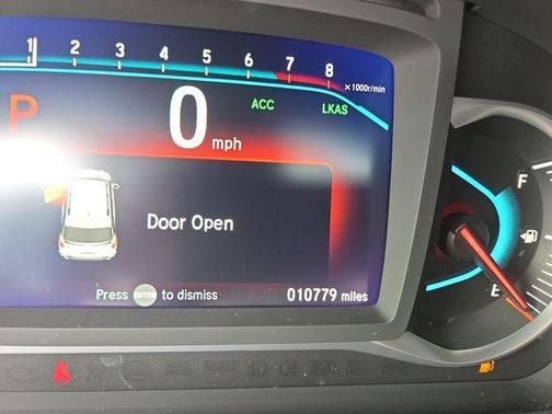 2022 Honda Pilot Touring 8-Passenger