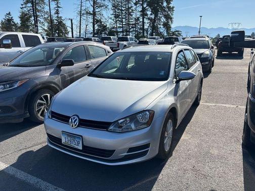 2017 Volkswagen Golf SportWagen TSI S