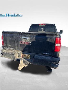 2017 GMC Sierra 2500 Denali