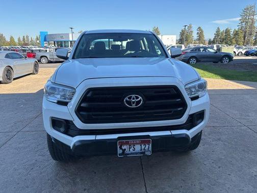 2017 Toyota Tacoma SR