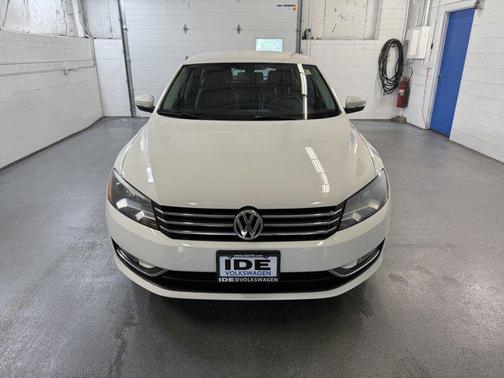 2015 Volkswagen Passat 1.8T Limited Edition