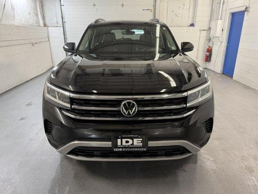 2023 Volkswagen Atlas 2.0T SE w/Technology 4MOTION