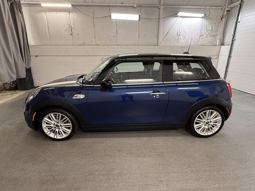Lapisluxury Blue 2015 MINI Hardtop Cooper S