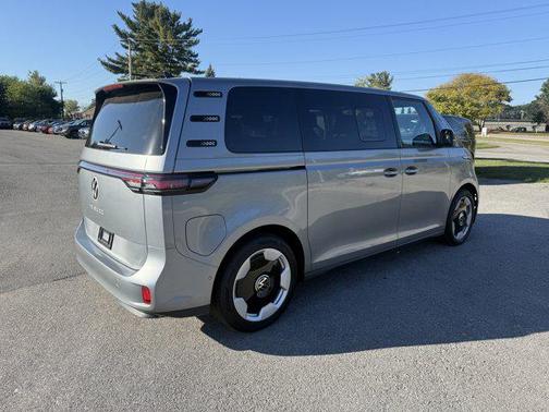 2025 Volkswagen ID. Buzz Pro S