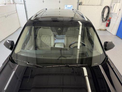 2025 Volkswagen Atlas 2.0T SEL Premium R-Line 4MOTION