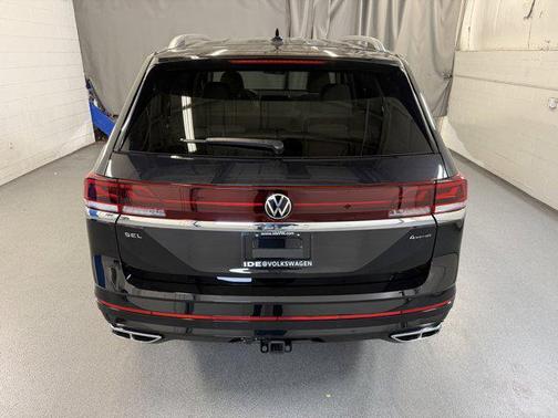 2025 Volkswagen Atlas 2.0T SEL Premium R-Line 4MOTION
