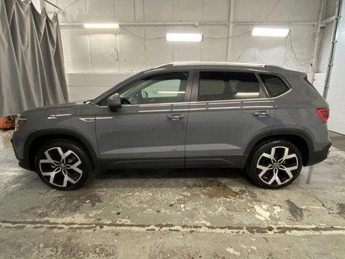 2022 Volkswagen Taos SEL