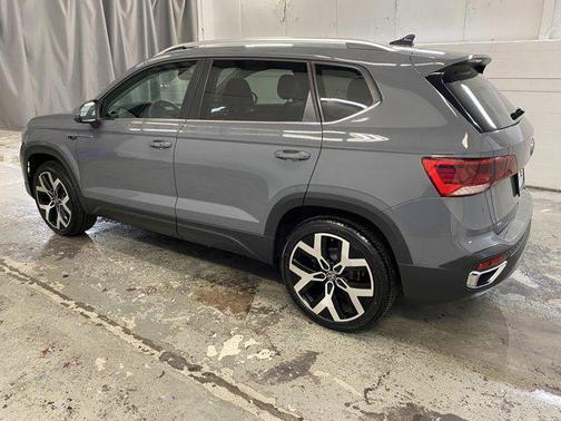 2022 Volkswagen Taos SEL