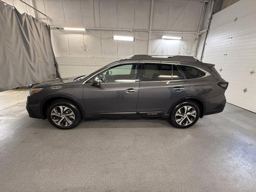 2020 Subaru Outback Touring