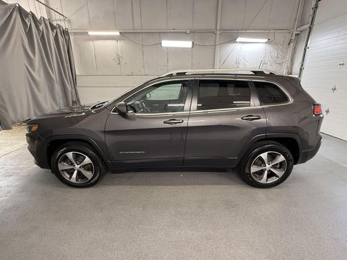 Granite Crystal Metallic Clearcoat 2021 Jeep Cherokee Limited