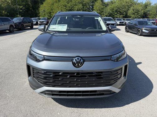 2025 Volkswagen Tiguan 2.0T SE 4MOTION