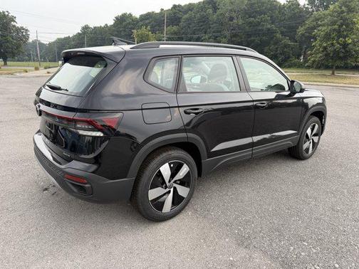 2025 Volkswagen Taos S