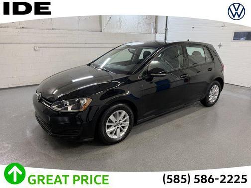 2016 Volkswagen Golf TSI 2-Door