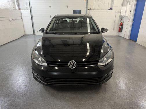 2016 Volkswagen Golf TSI 2-Door