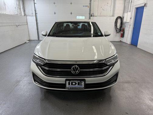 2023 Volkswagen Jetta 1.4T SE