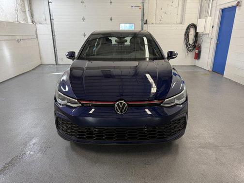 2023 Volkswagen Golf GTI 2.0T SE DSG