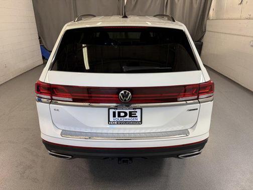 2024 Volkswagen Atlas 2.0T SE w/Technology 4MOTION