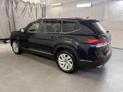 Deep Black Pearl 2021 Volkswagen Atlas 3.6L SEL