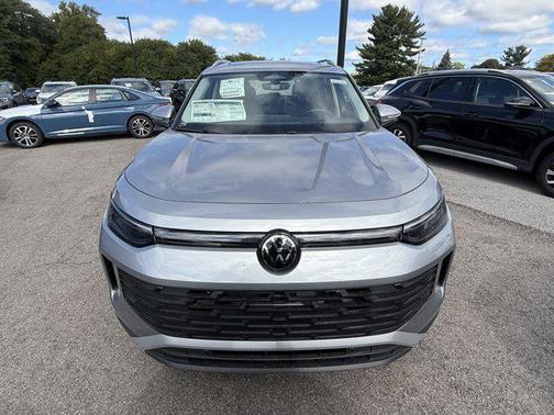2025 Volkswagen Tiguan 2.0T SE 4MOTION