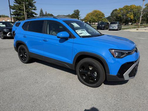 2025 Volkswagen Taos SEL
