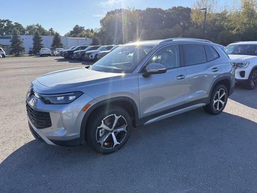 2025 Volkswagen Tiguan 2.0T SE 4MOTION