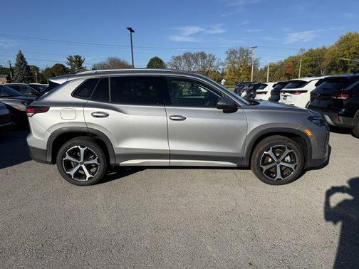 2025 Volkswagen Tiguan 2.0T SE 4MOTION